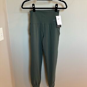 Nike Women's Zenvy Dri-FIT High-Waisted Joggers XS